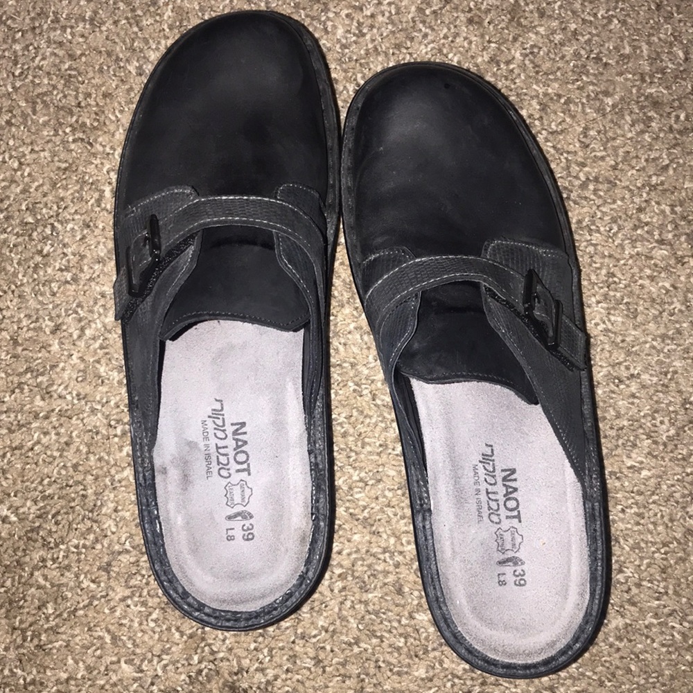 Black women clogs - size Euro 39!